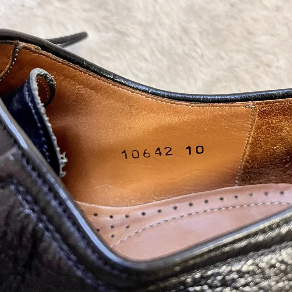 Magnanni Black Leather Oxfords - Picture 12 of 14